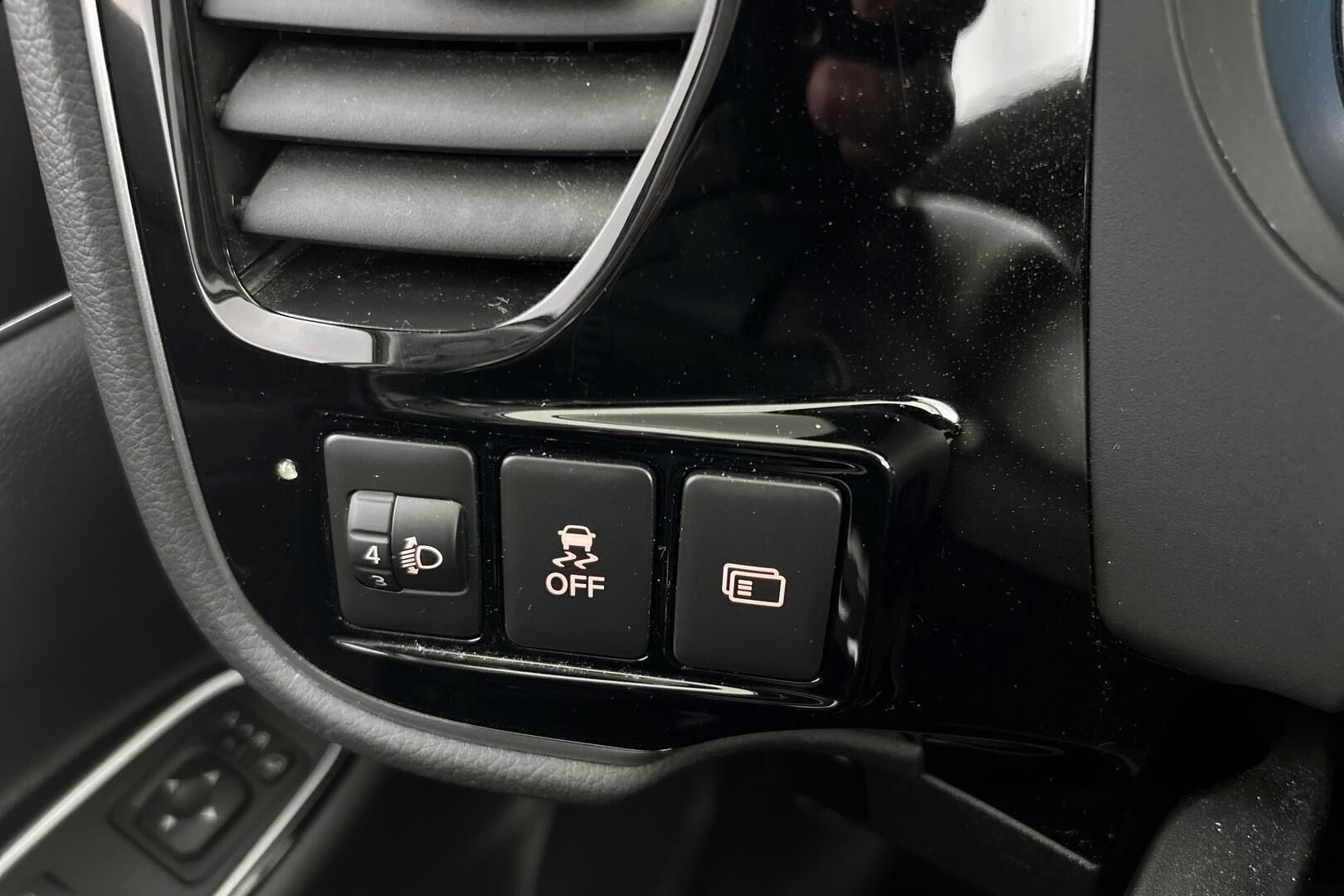 Mitsubishi Outlander PHEV iso kuva 19