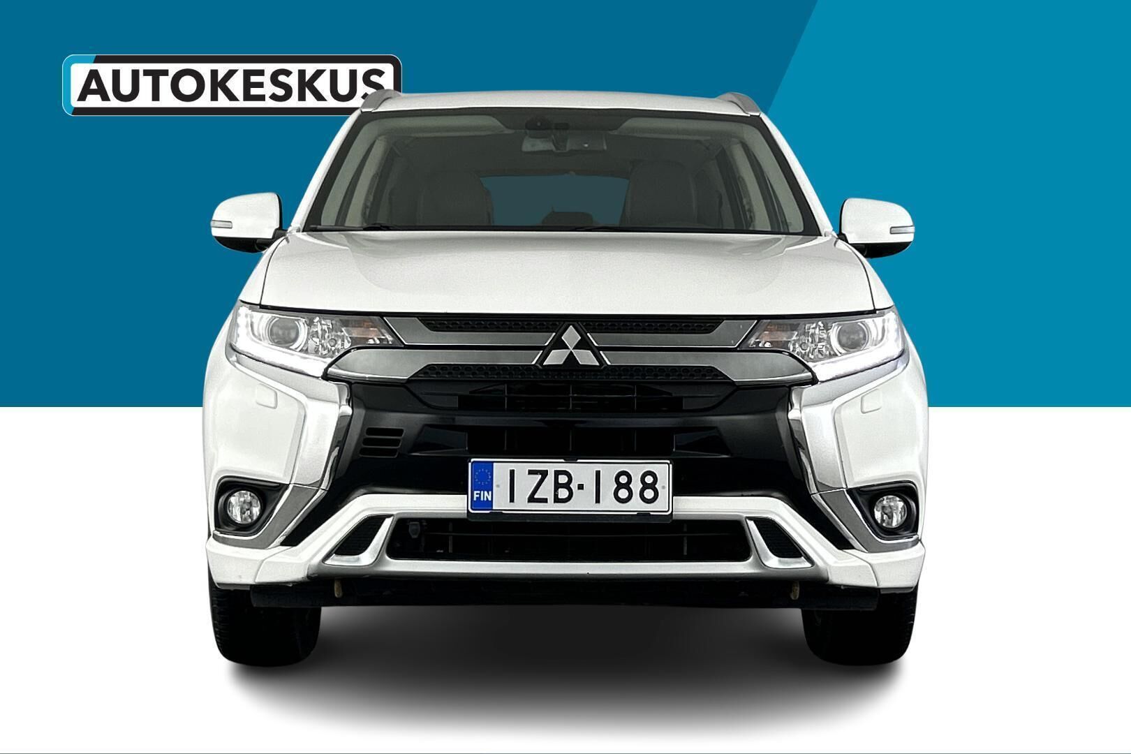 Mitsubishi Outlander PHEV iso kuva 2