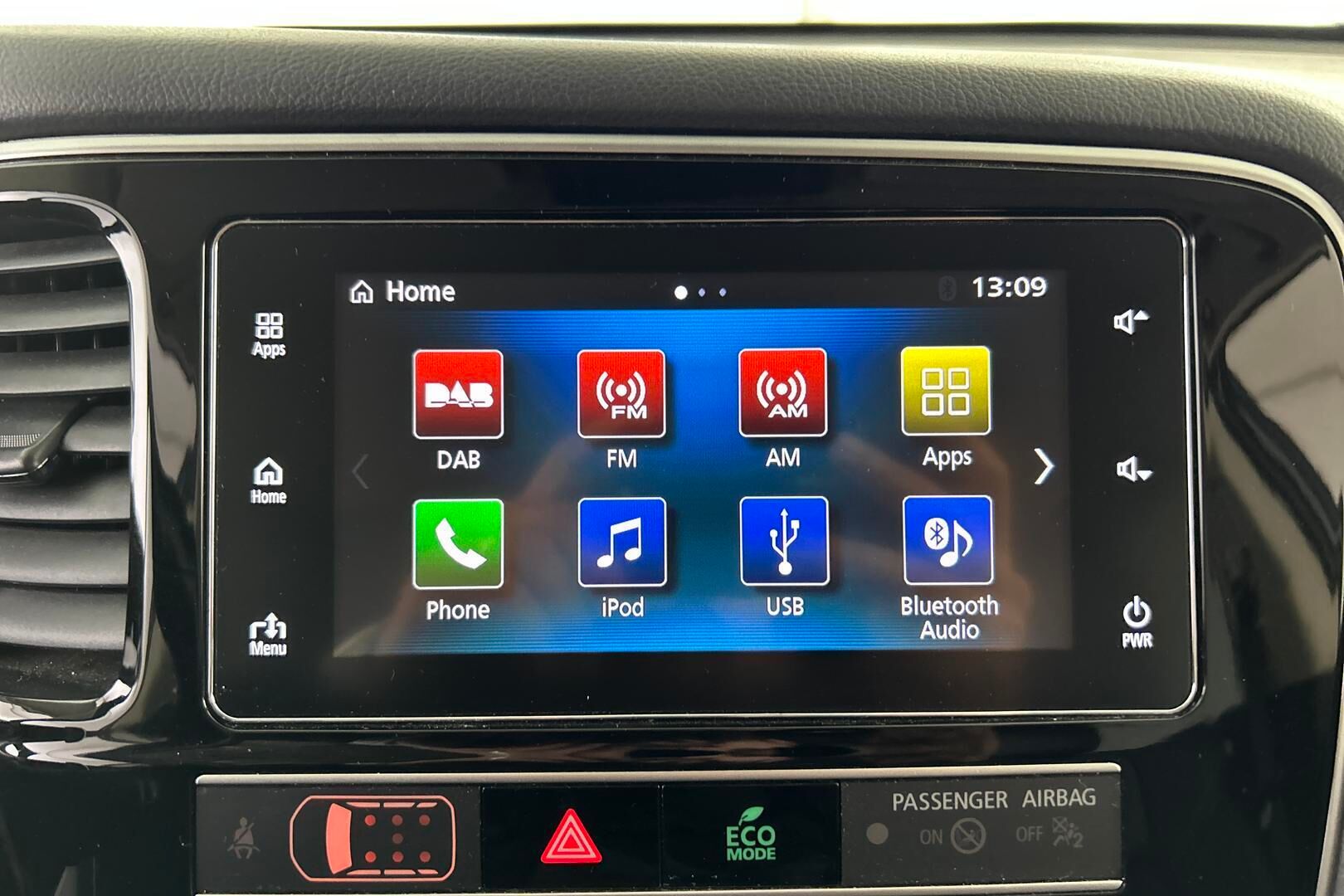 Mitsubishi Outlander PHEV iso kuva 23