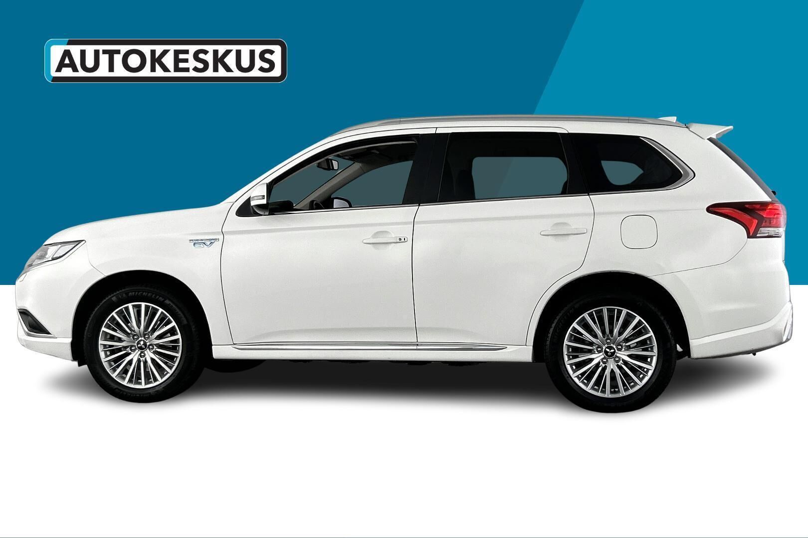 Mitsubishi Outlander PHEV iso kuva 8