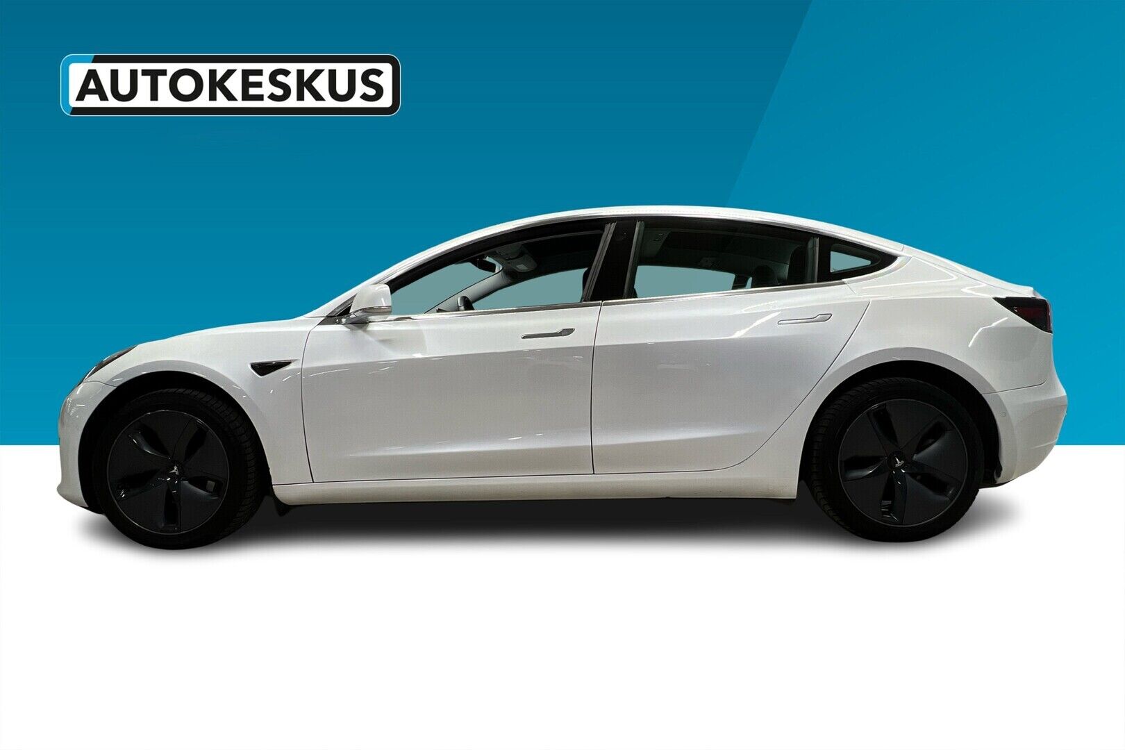 Tesla Model 3 iso kuva 1