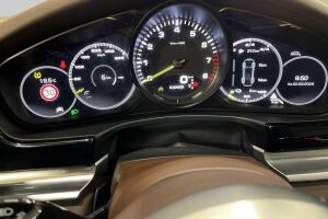 Porsche Panamera esikatselu 14