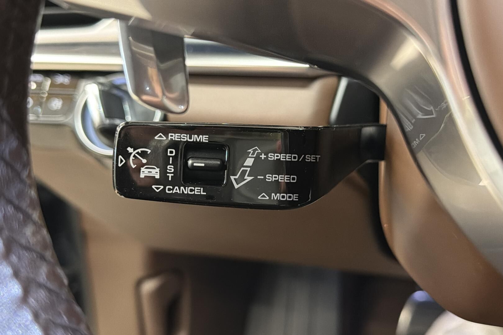 Porsche Panamera iso kuva 19