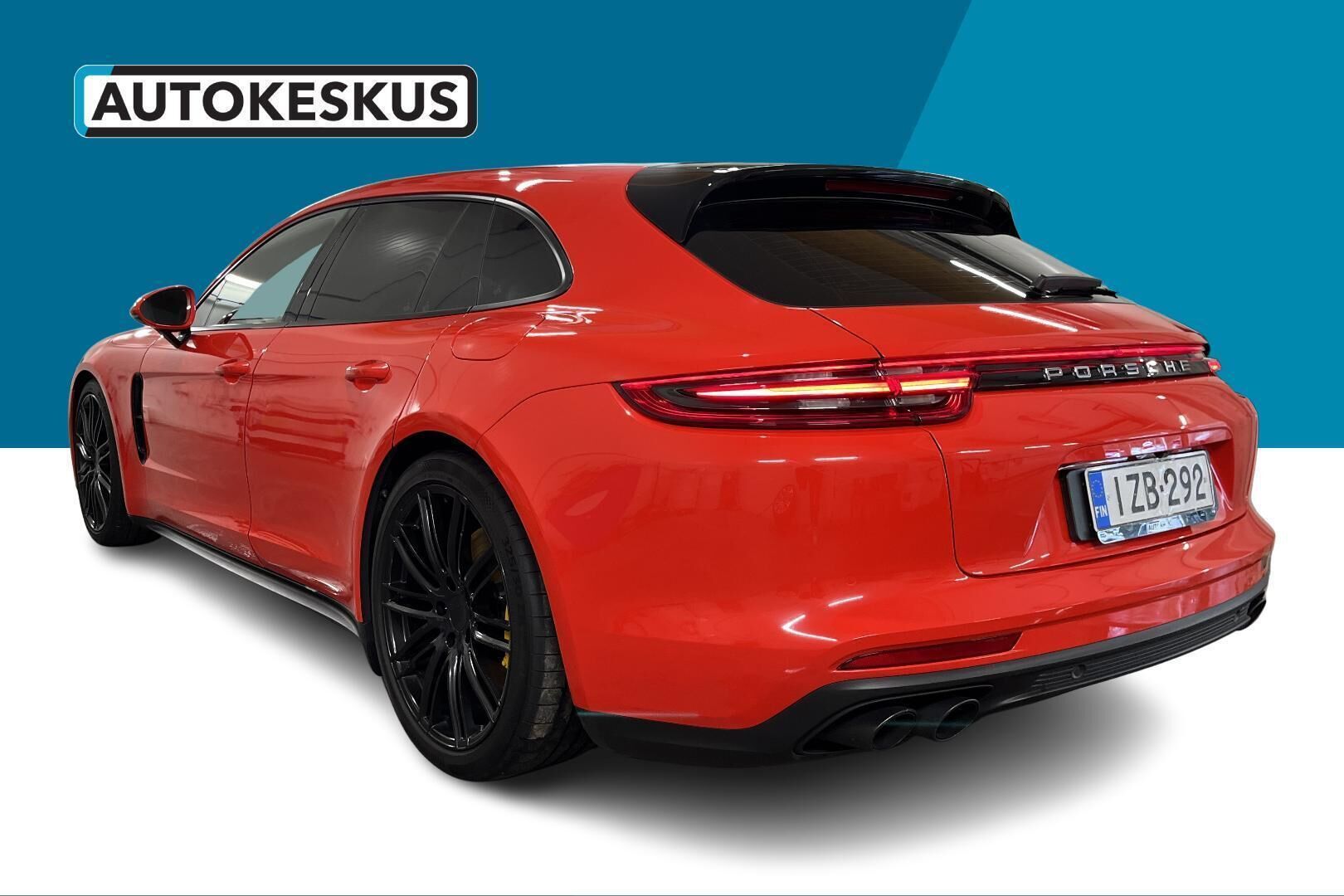 Porsche Panamera iso kuva 6
