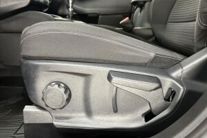 Ford Kuga esikatselu 22