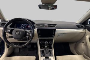 Skoda Superb esikatselu 11