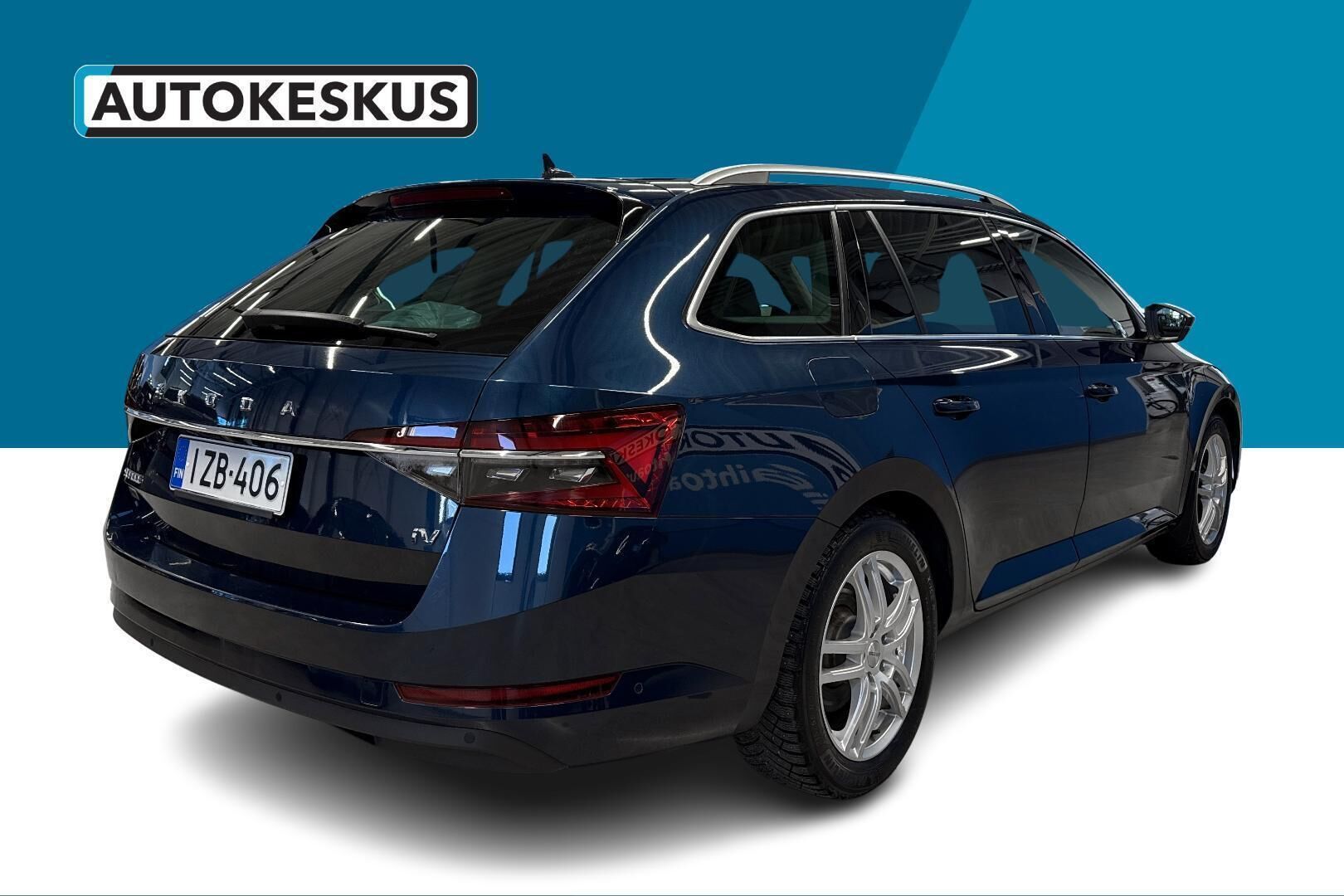 Skoda Superb iso kuva 5