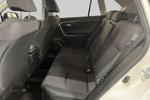TOYOTA RAV4 esikatselu 9
