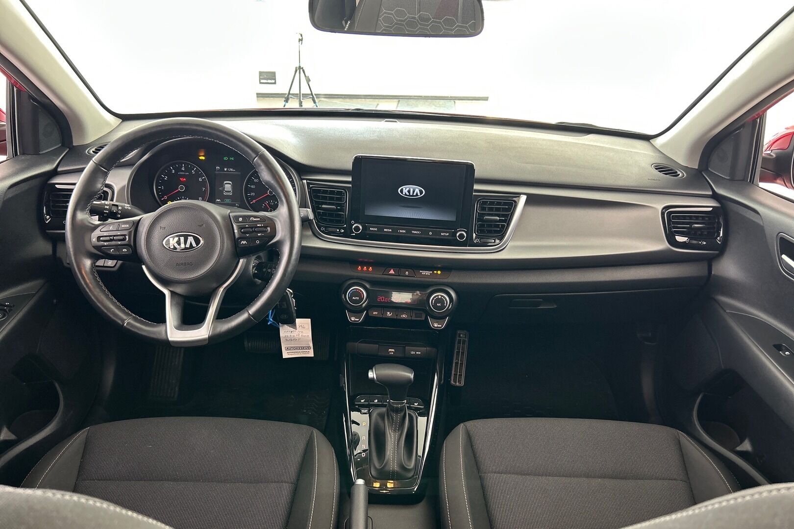 Kia Rio iso kuva 7