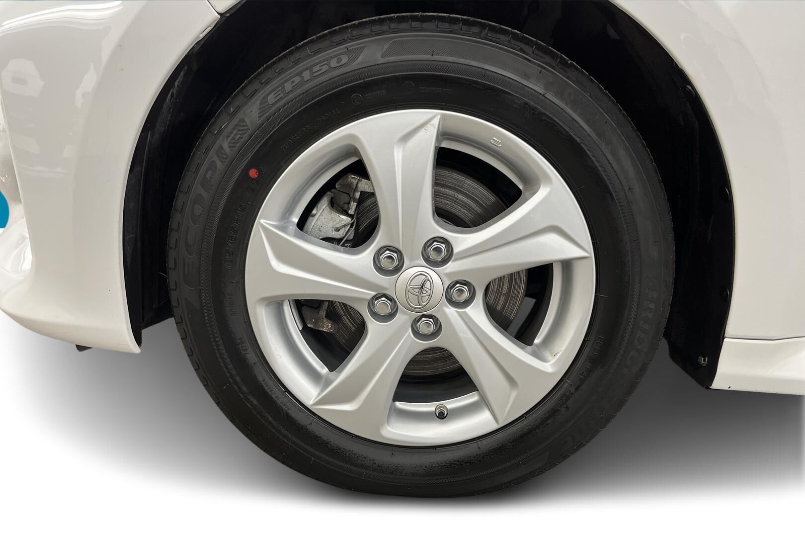 Toyota Yaris iso kuva 12