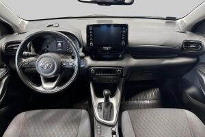 Toyota Yaris esikatselu 11