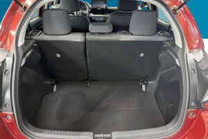 Toyota Yaris esikatselu 12