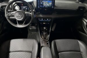 Toyota Yaris esikatselu 11