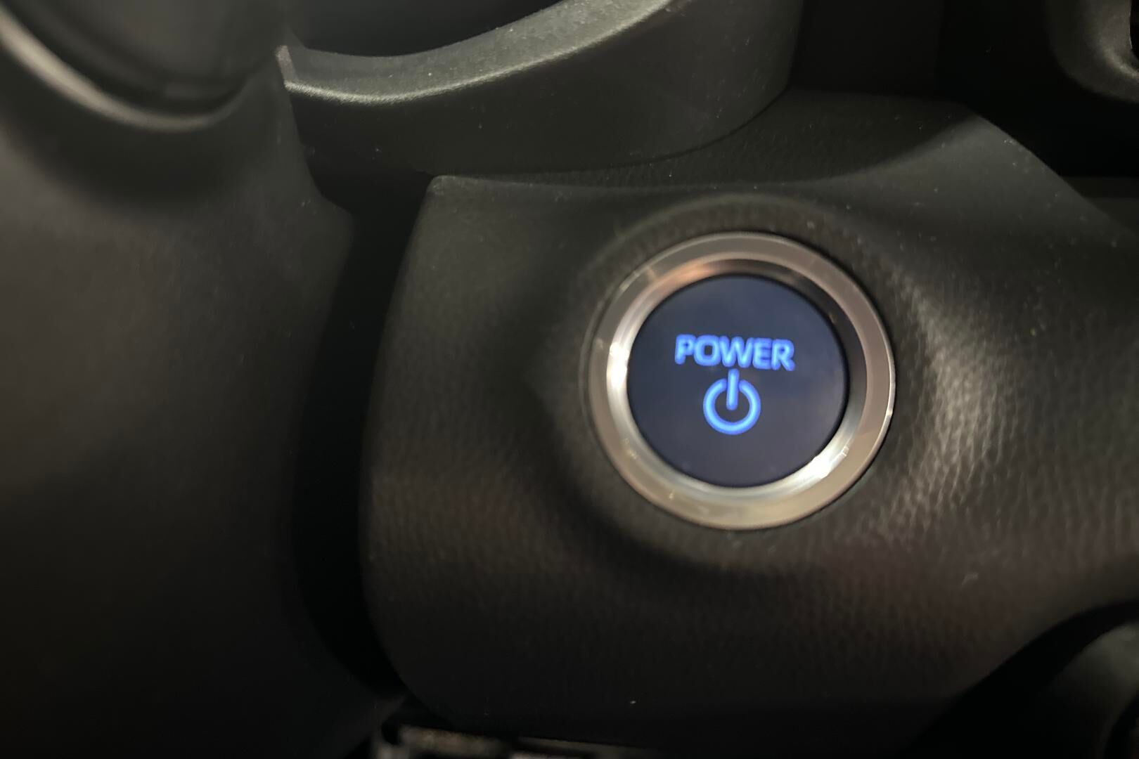 Toyota Yaris iso kuva 18