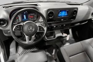Mercedes-Benz Sprinter esikatselu 3