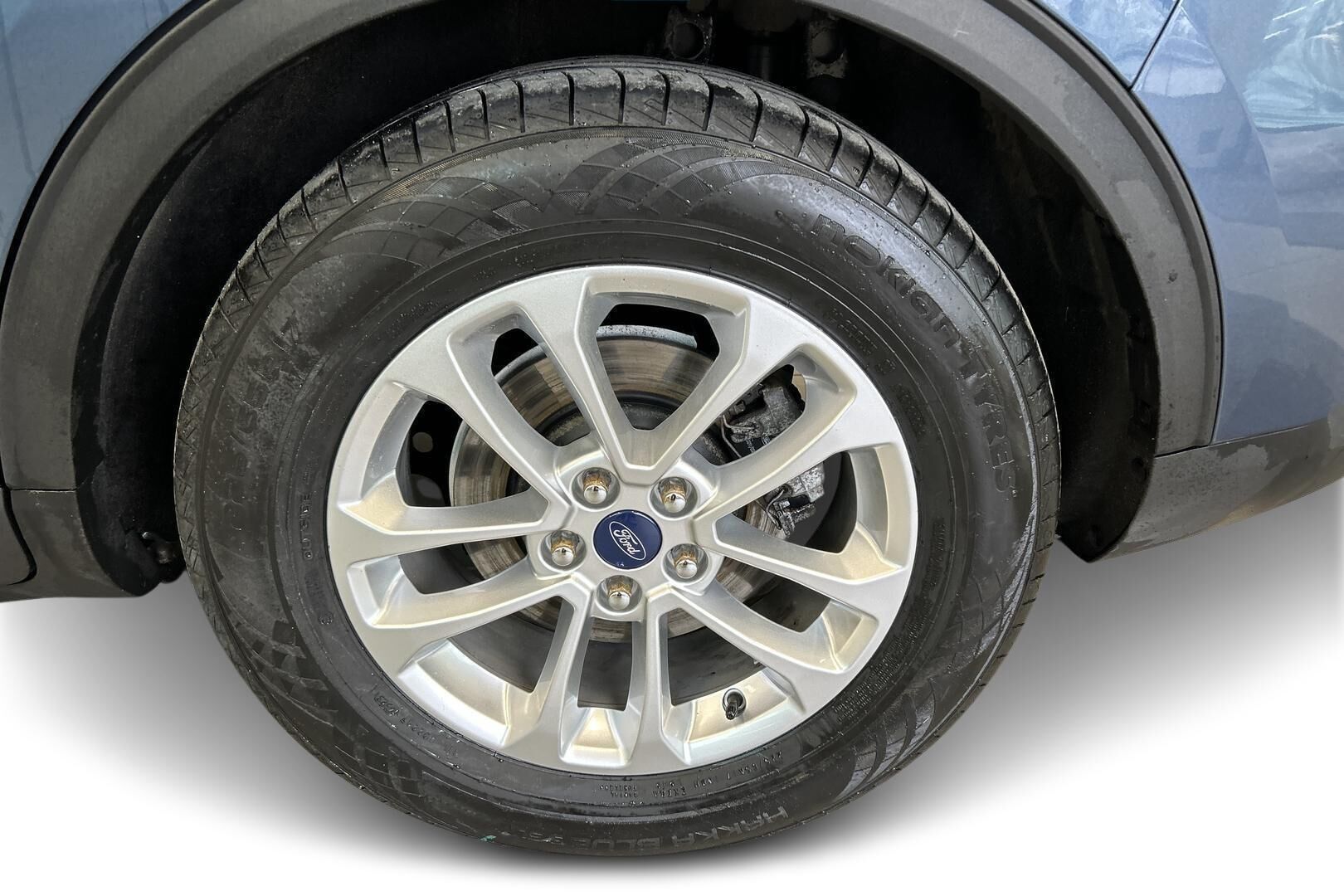 Ford Kuga iso kuva 13