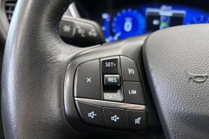 Ford Kuga esikatselu 16