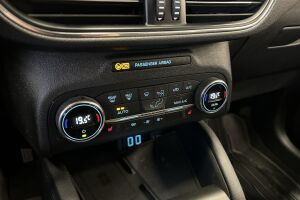 Ford Kuga esikatselu 19