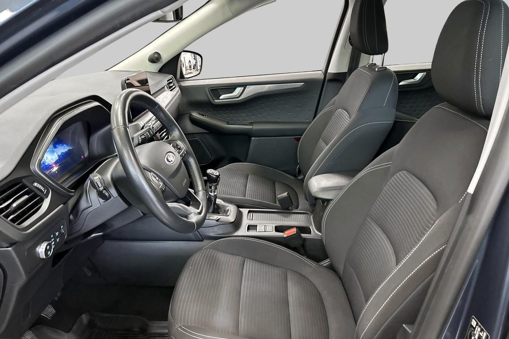 Ford Kuga iso kuva 9