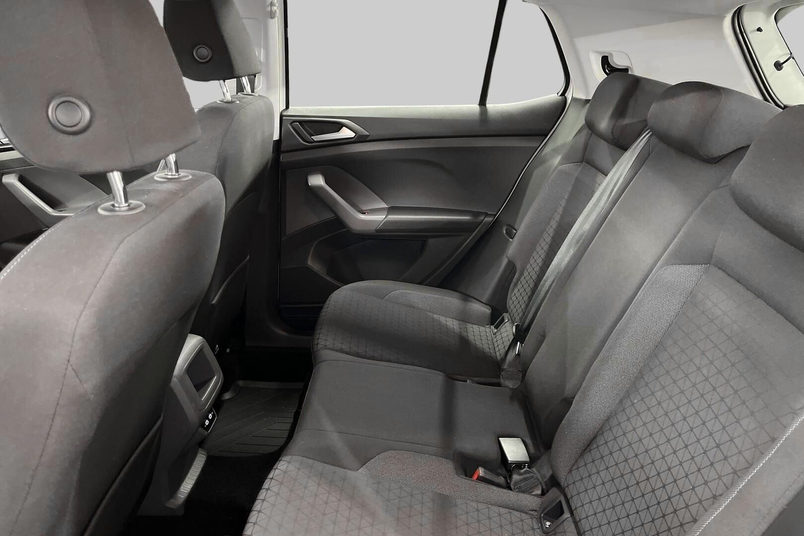 Volkswagen T-Cross iso kuva 17