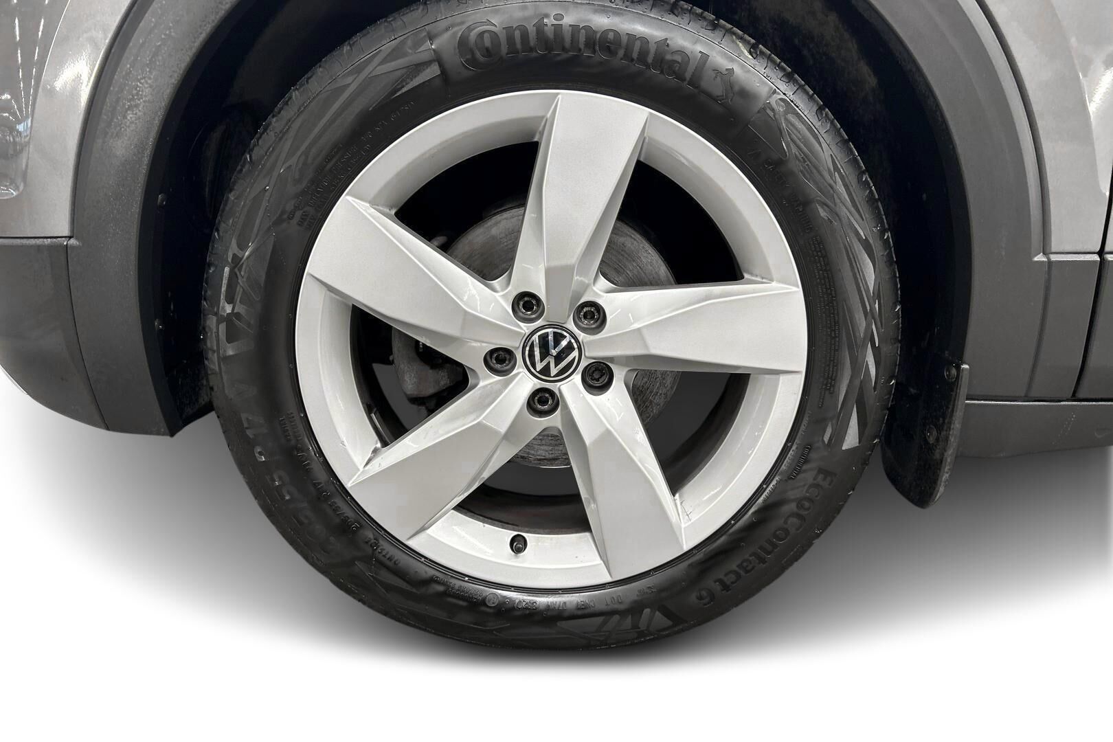 Volkswagen T-Cross iso kuva 11