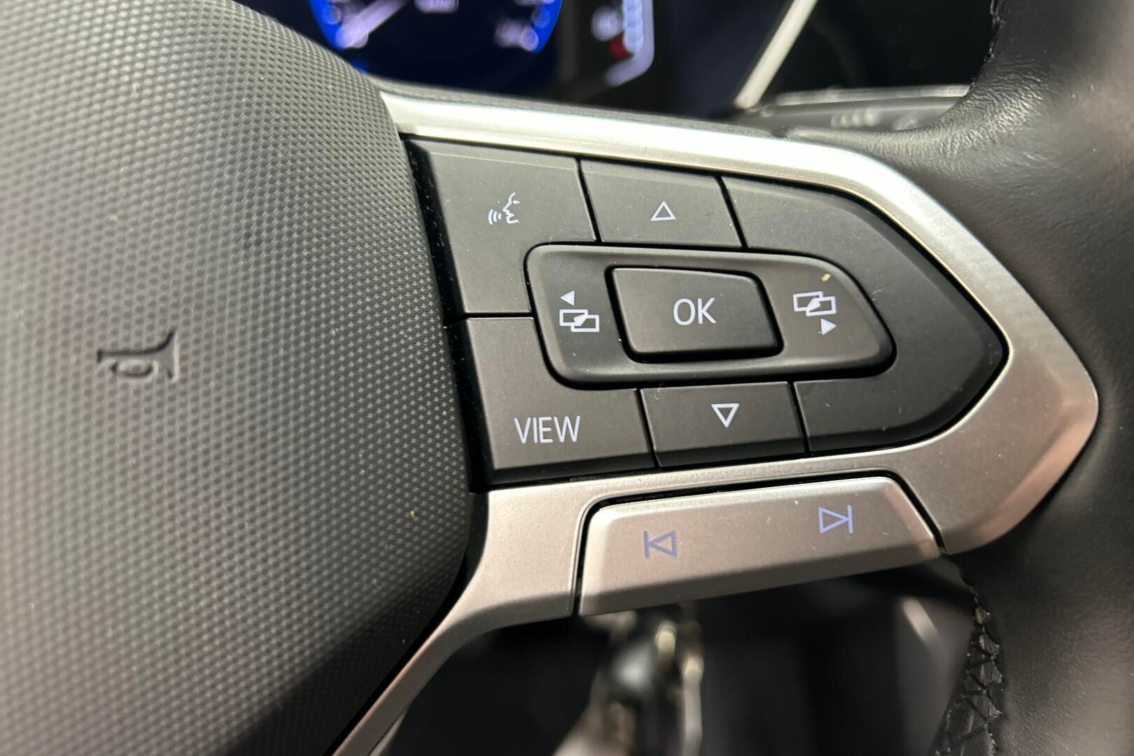 Volkswagen T-Cross iso kuva 15