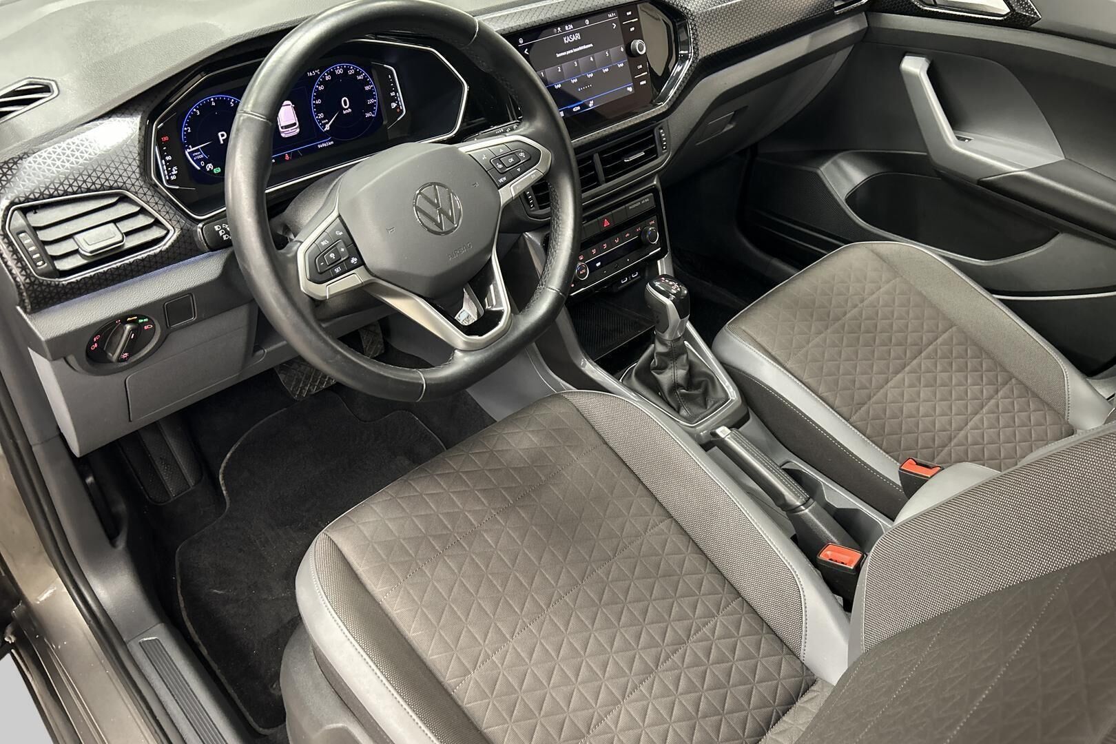 Volkswagen T-Cross iso kuva 22