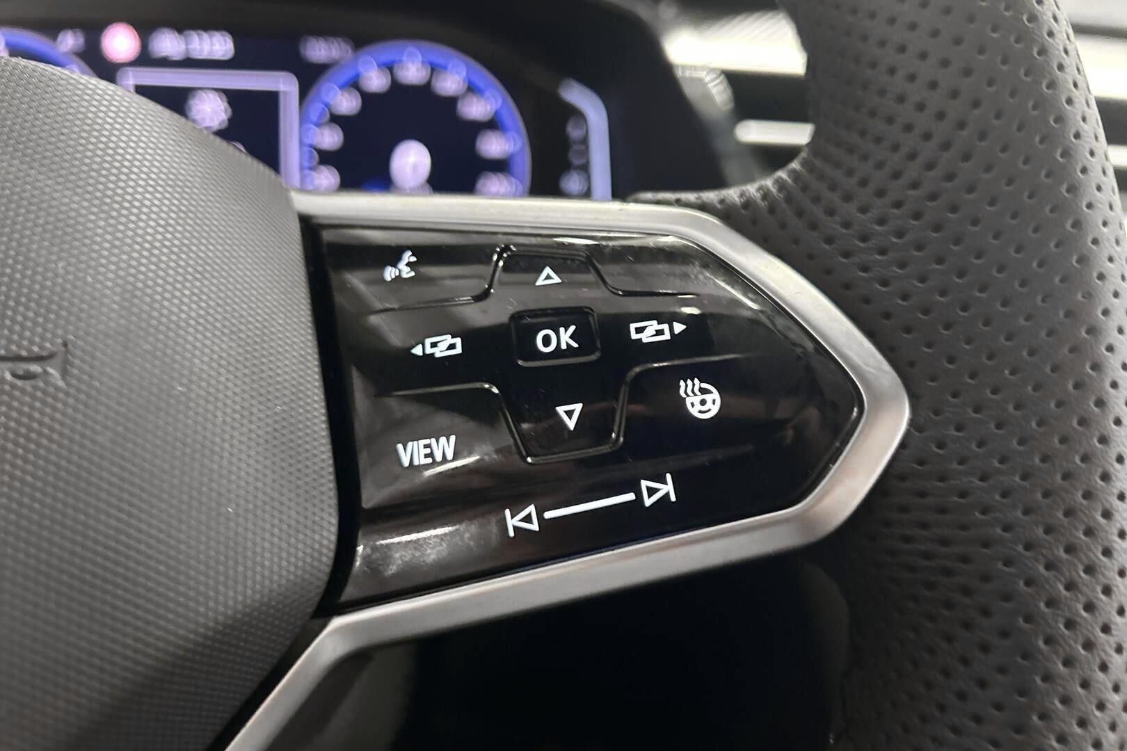 Volkswagen Arteon iso kuva 16