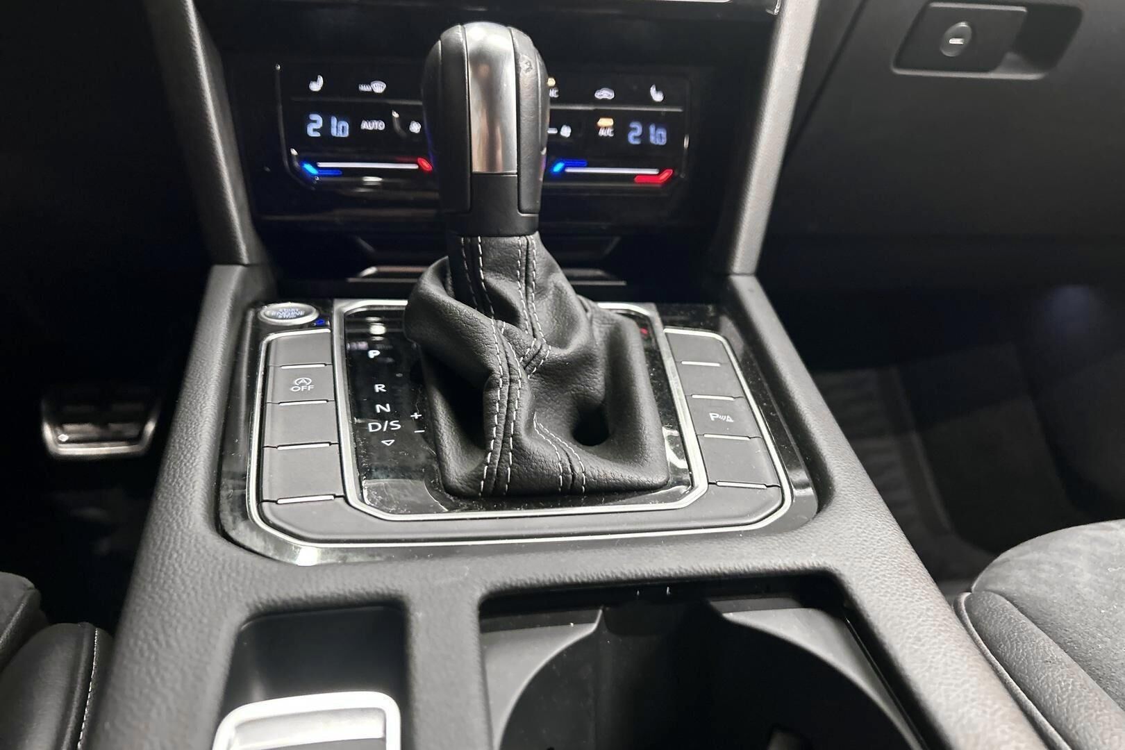 Volkswagen Arteon iso kuva 20