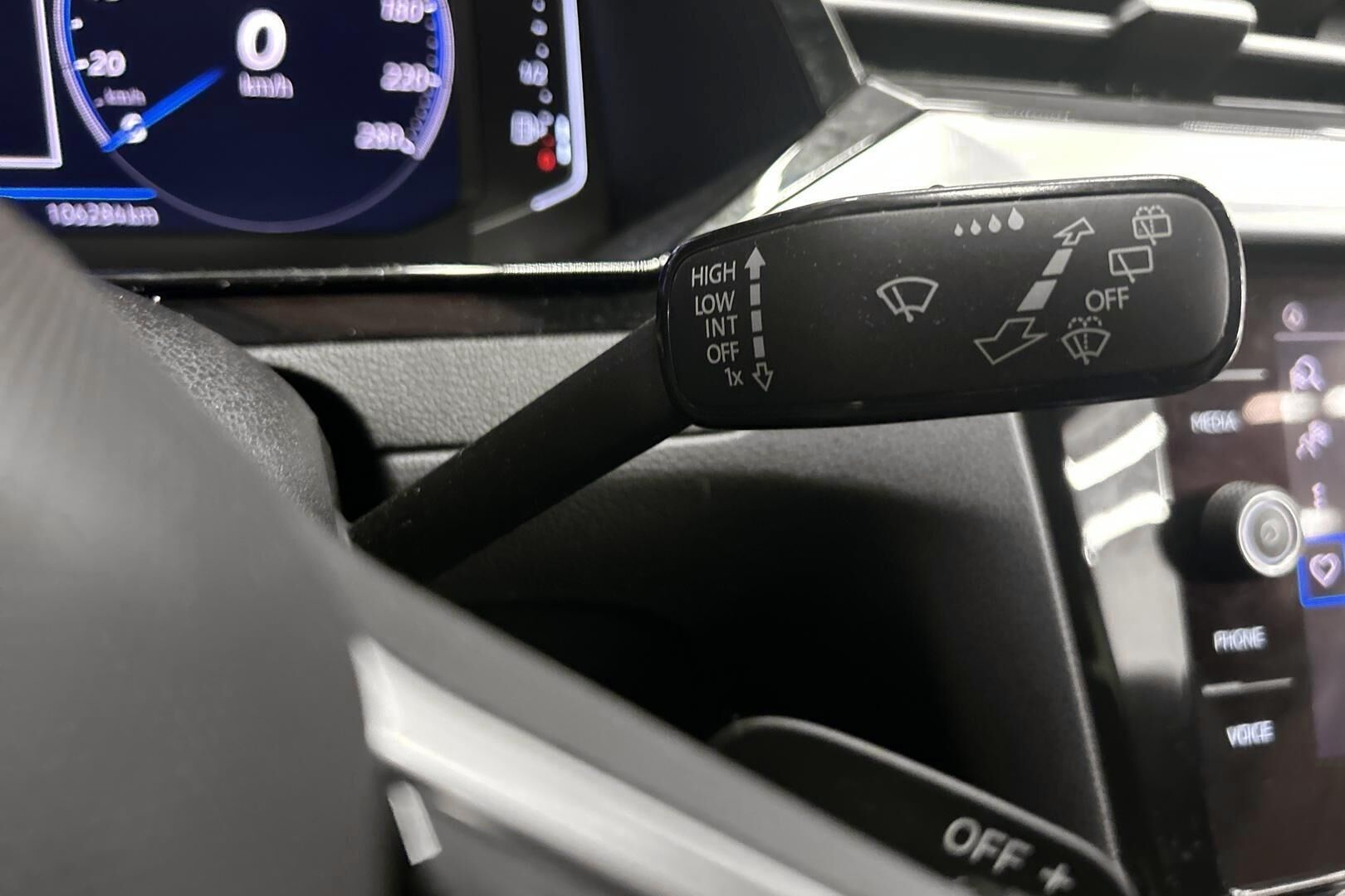 Volkswagen Arteon iso kuva 21