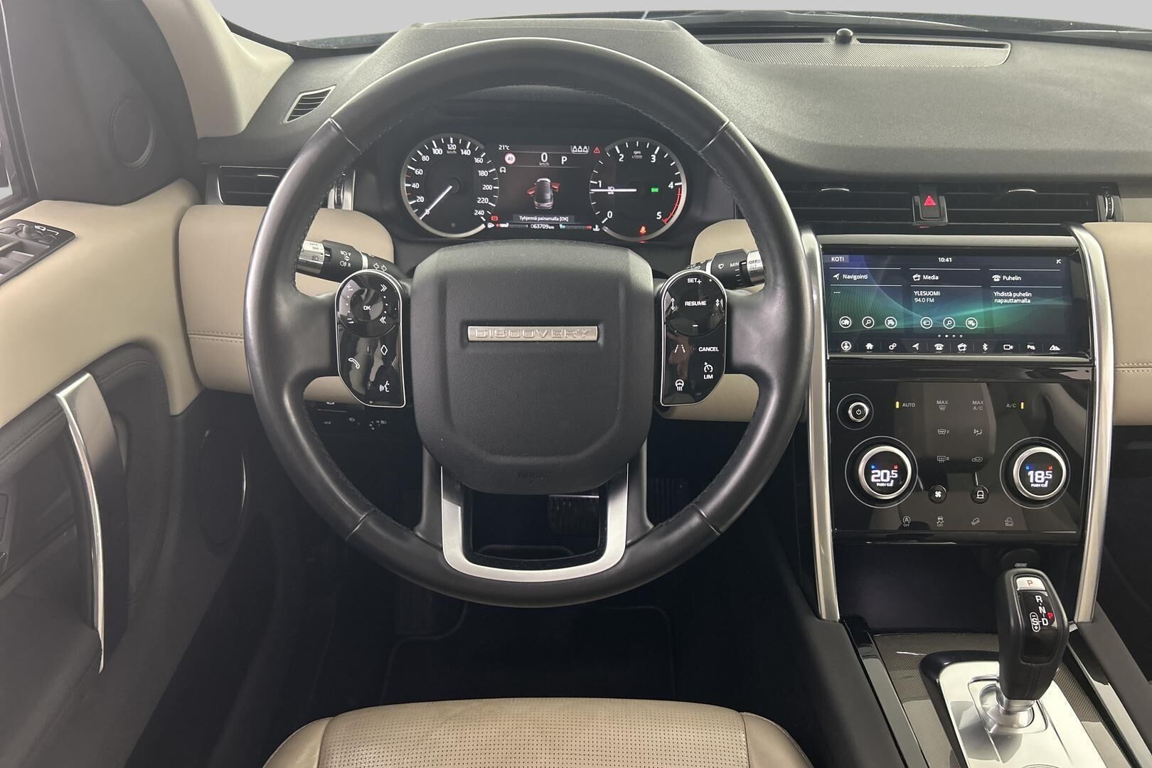 Land Rover Discovery Sport iso kuva 15