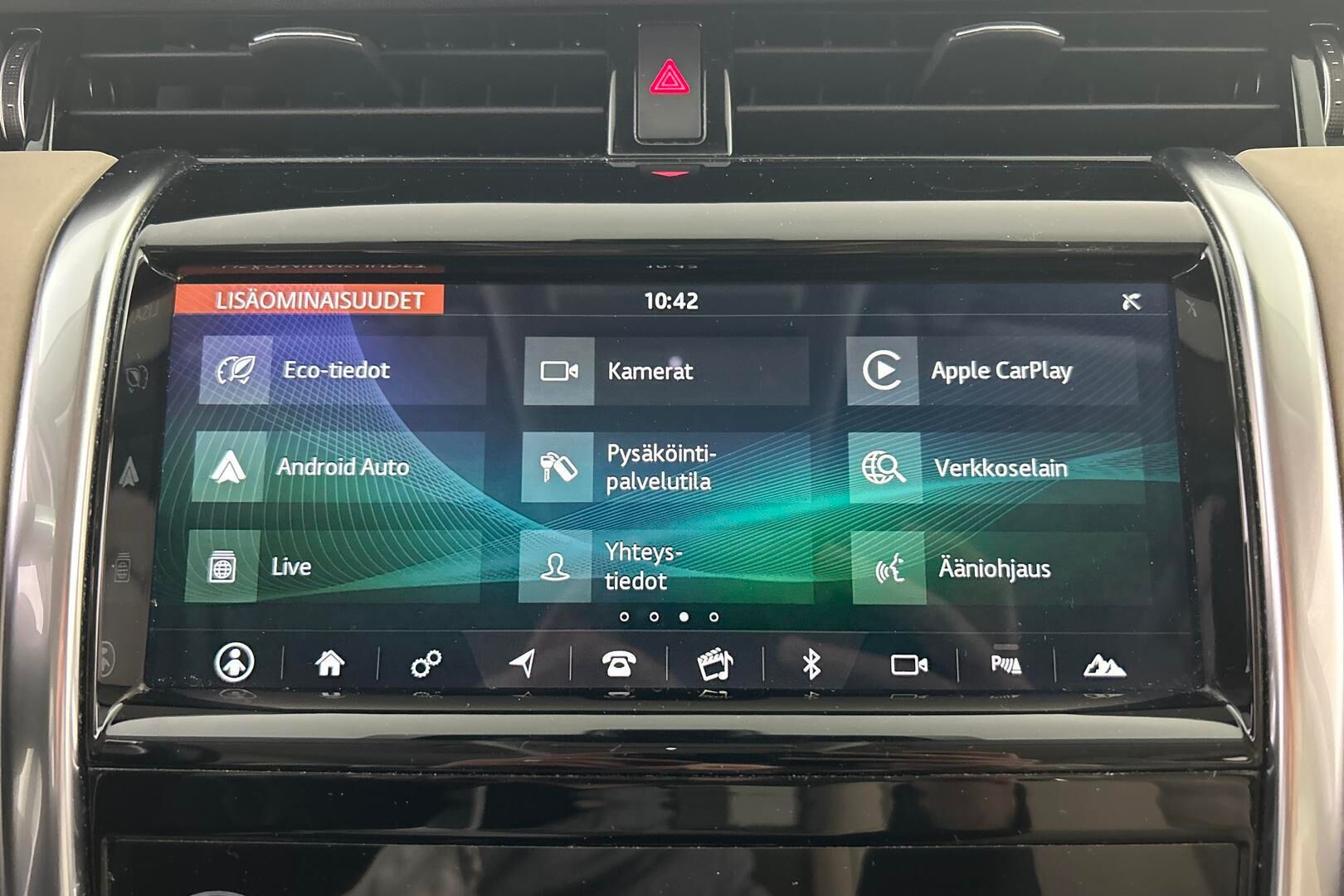 Land Rover Discovery Sport iso kuva 25
