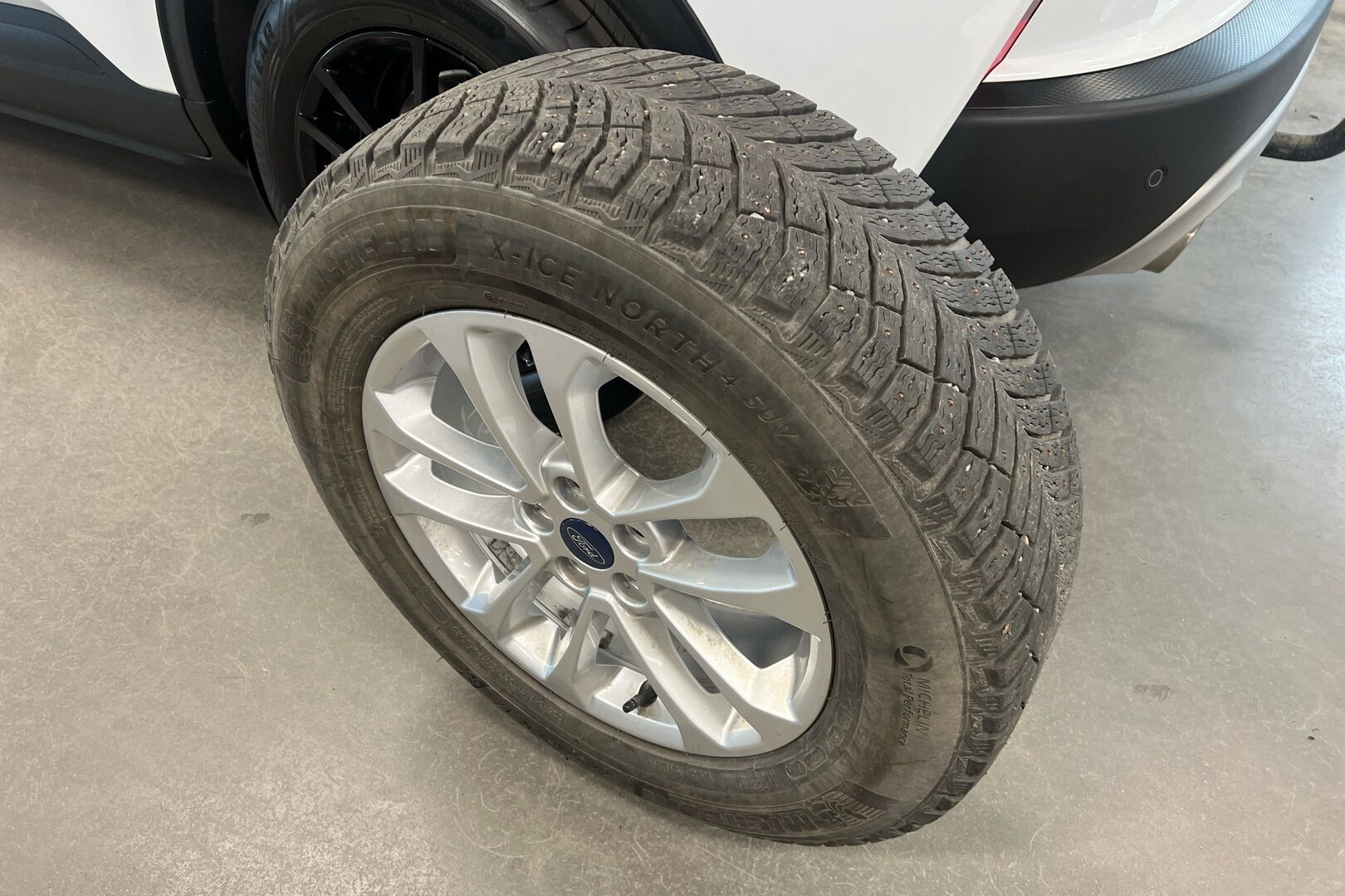Ford Kuga iso kuva 3