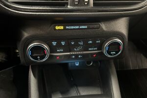 Ford Focus esikatselu 4