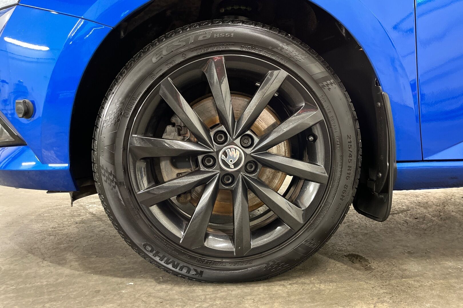 Skoda Fabia iso kuva 13