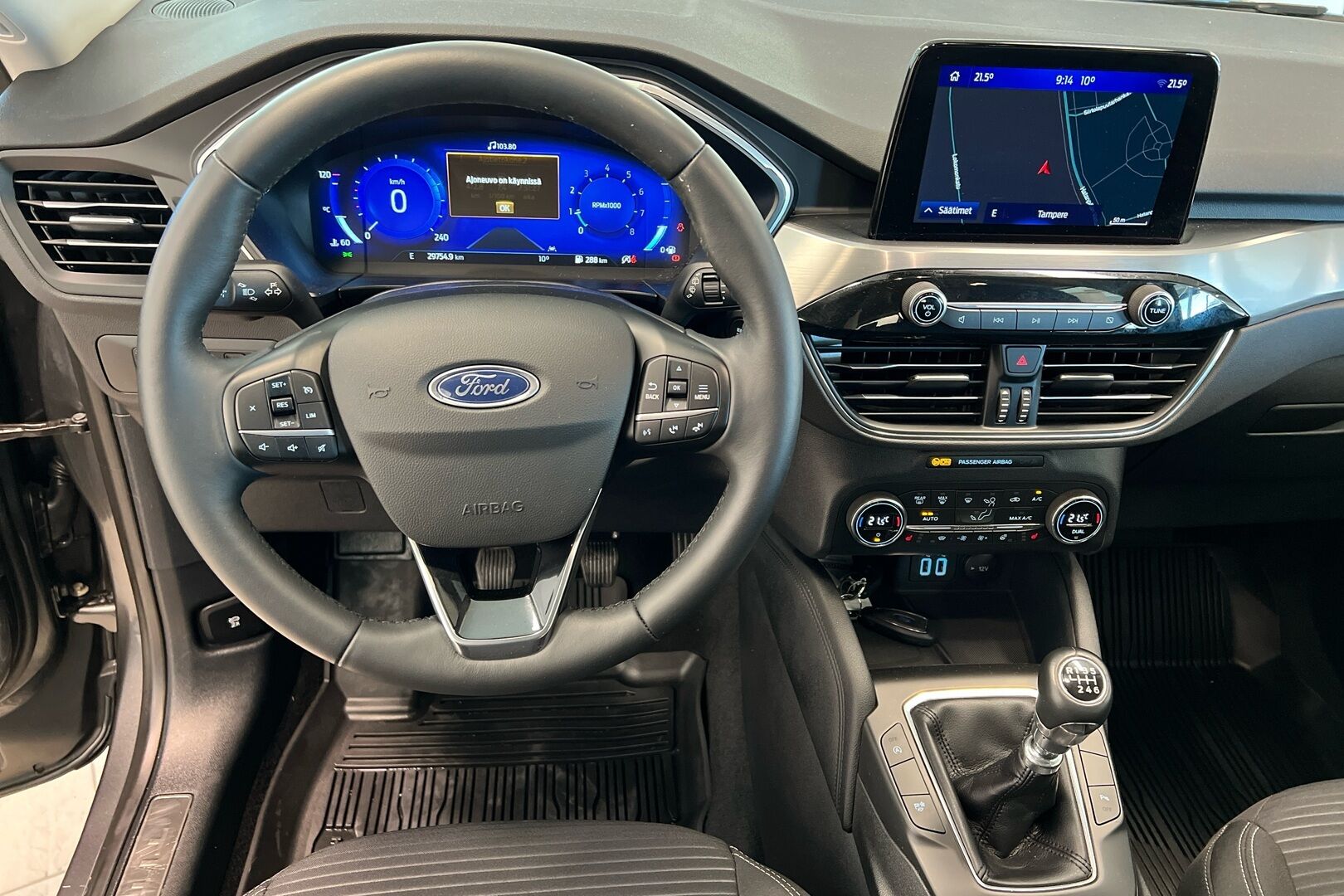 Ford Kuga iso kuva 21