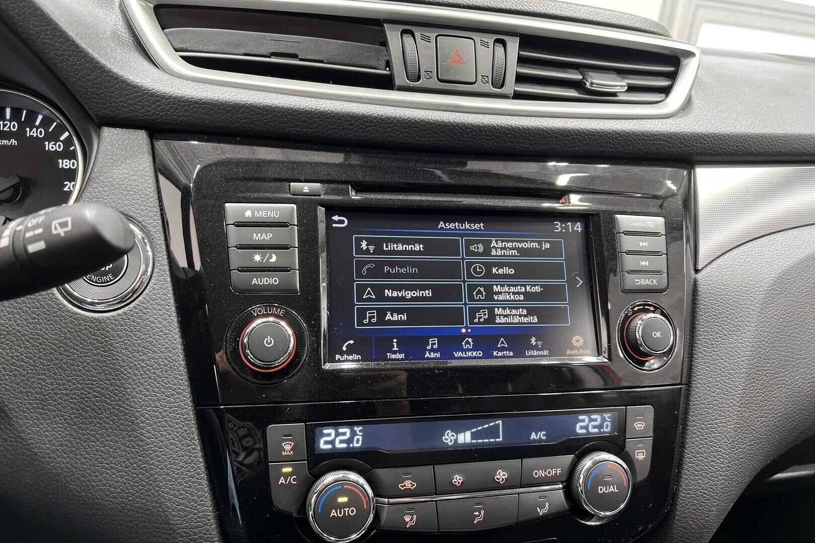 Nissan Qashqai iso kuva 17