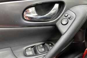 Nissan Qashqai esikatselu 25