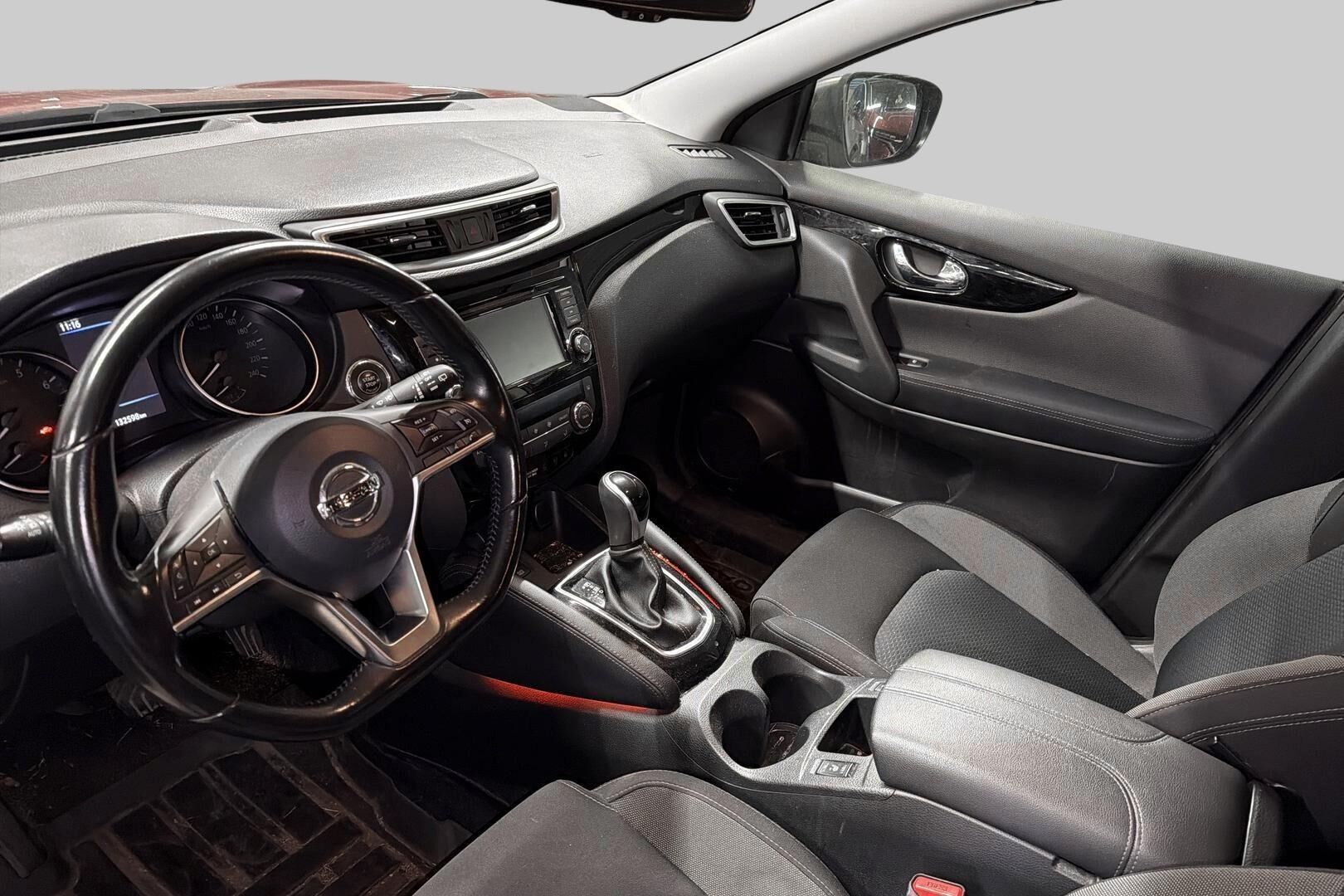 Nissan Qashqai iso kuva 2