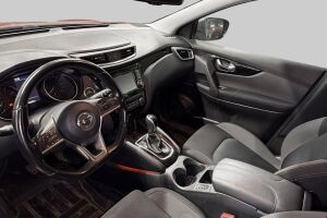 Nissan Qashqai esikatselu 2