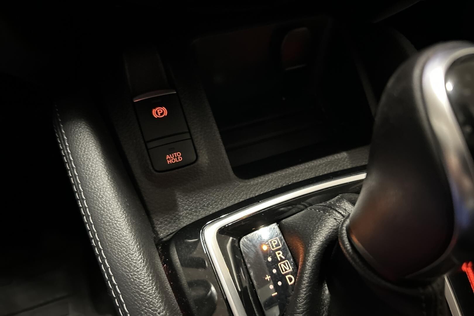 Nissan Qashqai iso kuva 25