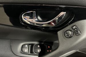Nissan Qashqai esikatselu 32