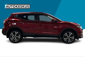 Nissan Qashqai esikatselu 4