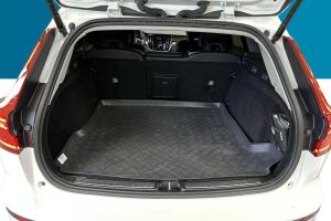 Volvo V60 esikatselu 12