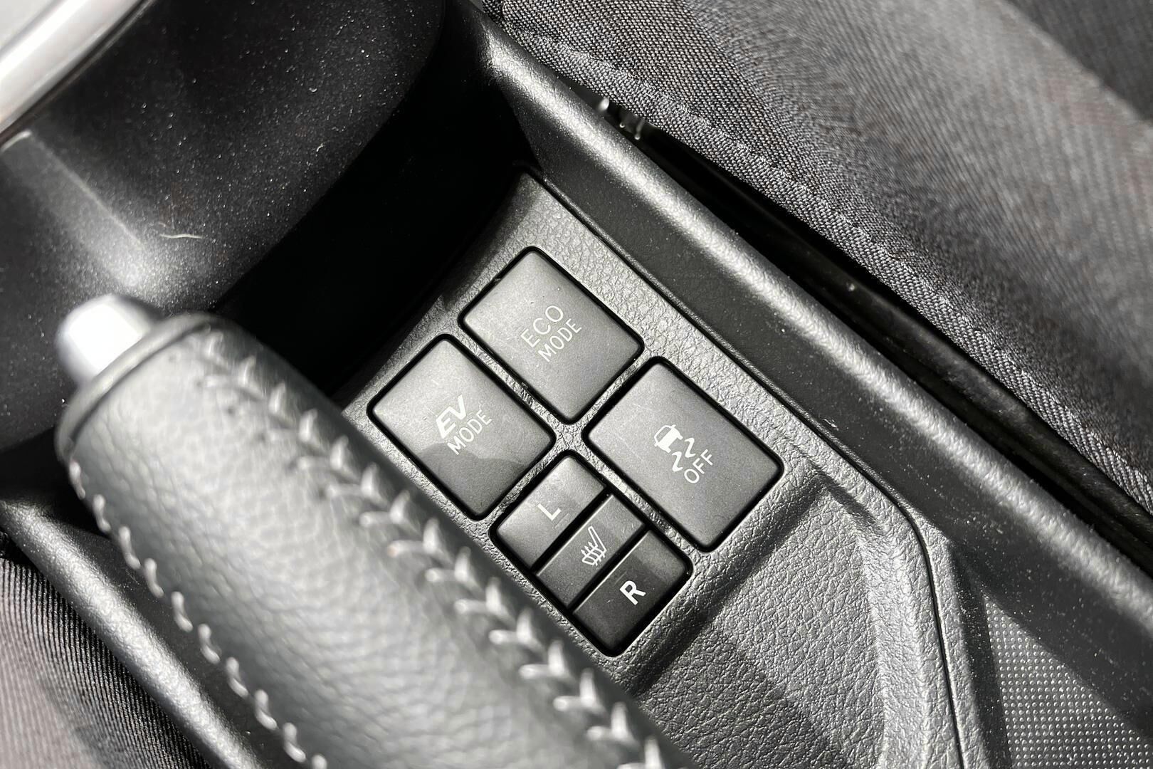 Toyota Yaris iso kuva 21