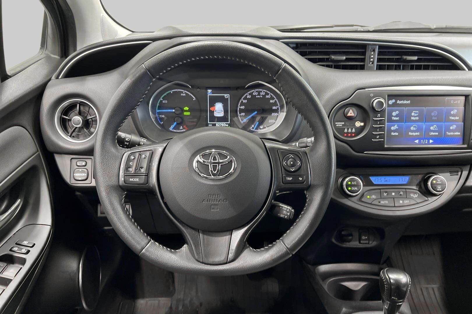 Toyota Yaris iso kuva 28
