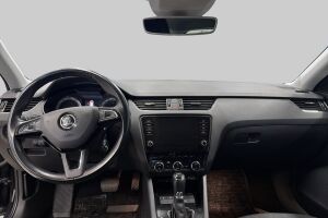 Skoda Octavia esikatselu 11