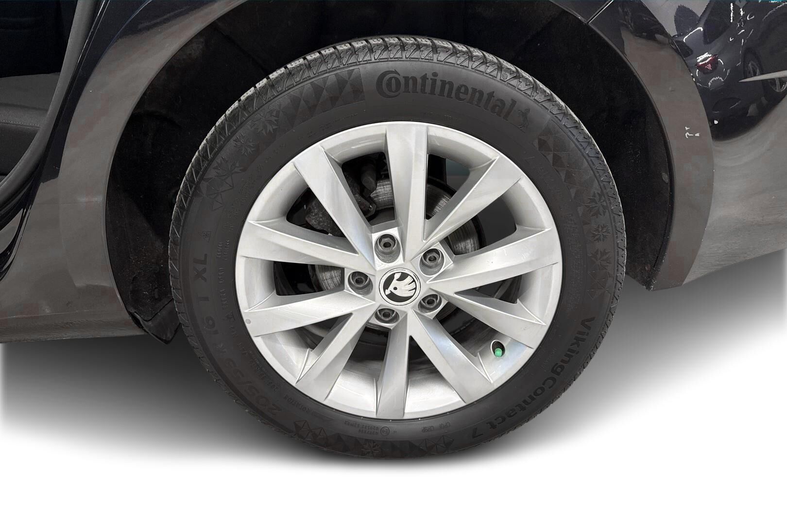 Skoda Octavia iso kuva 13