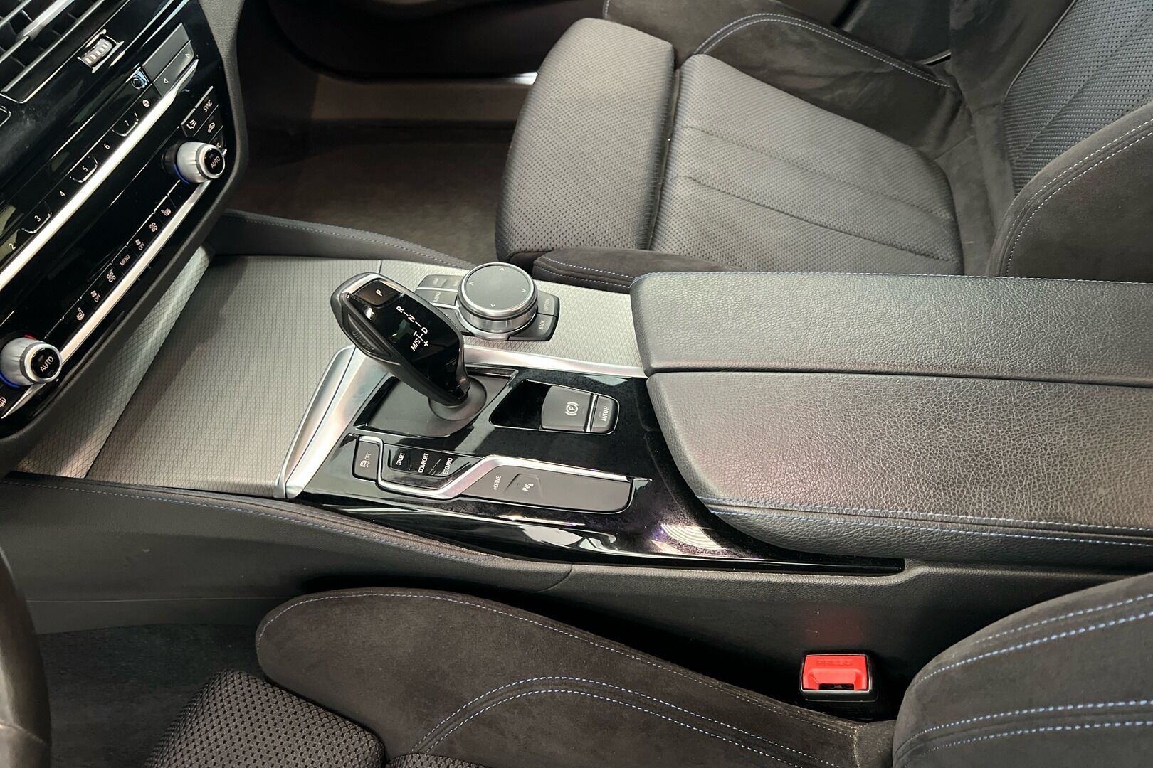 BMW 5-sarja iso kuva 21