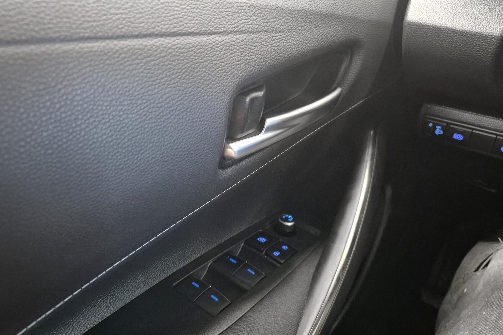 Toyota Corolla iso kuva 20